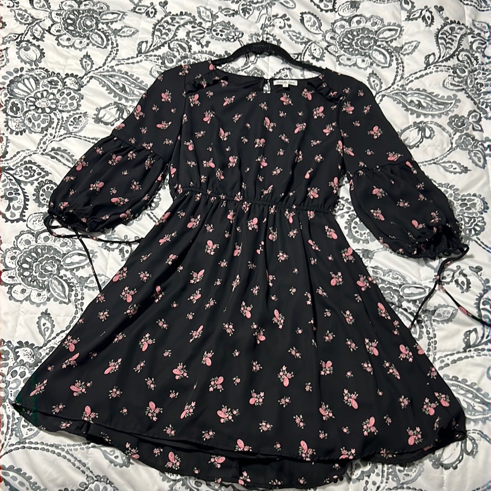 CHARLOTTE RUSSE summer dress